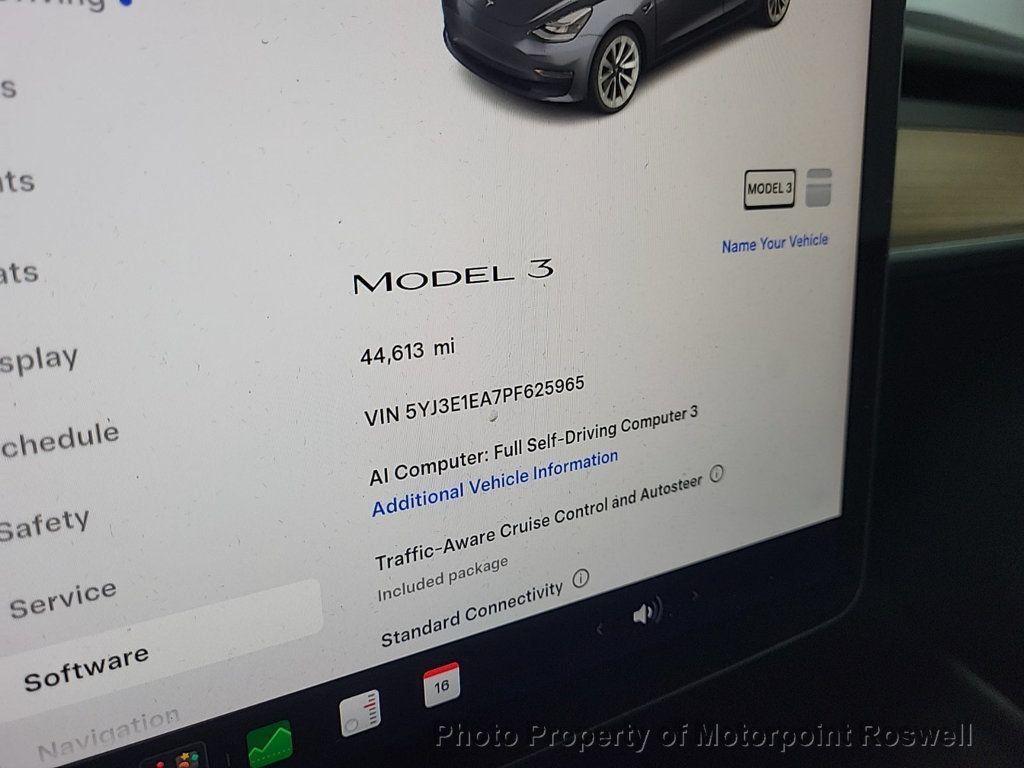 Used 2023 Tesla Model 3 Standard Range RWD image 5