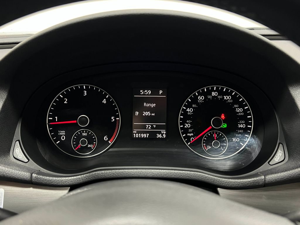 Used 2015 Volkswagen Passat TDI SE image 22