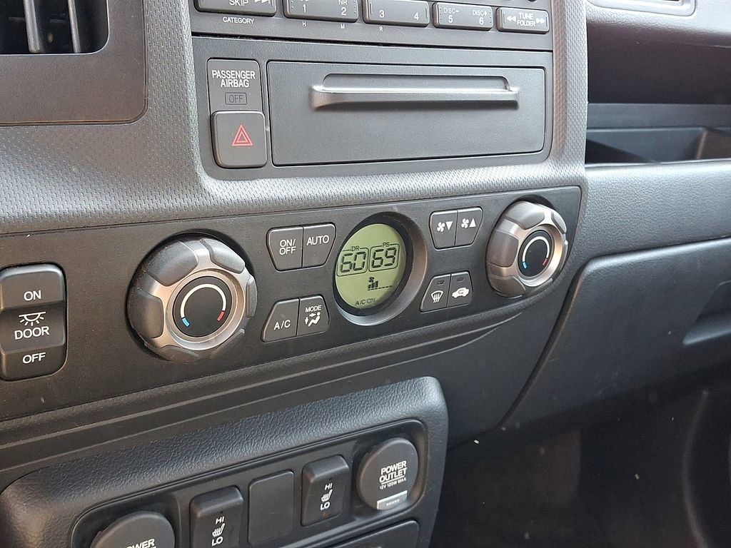 Used 2013 Honda Ridgeline RTL image 16
