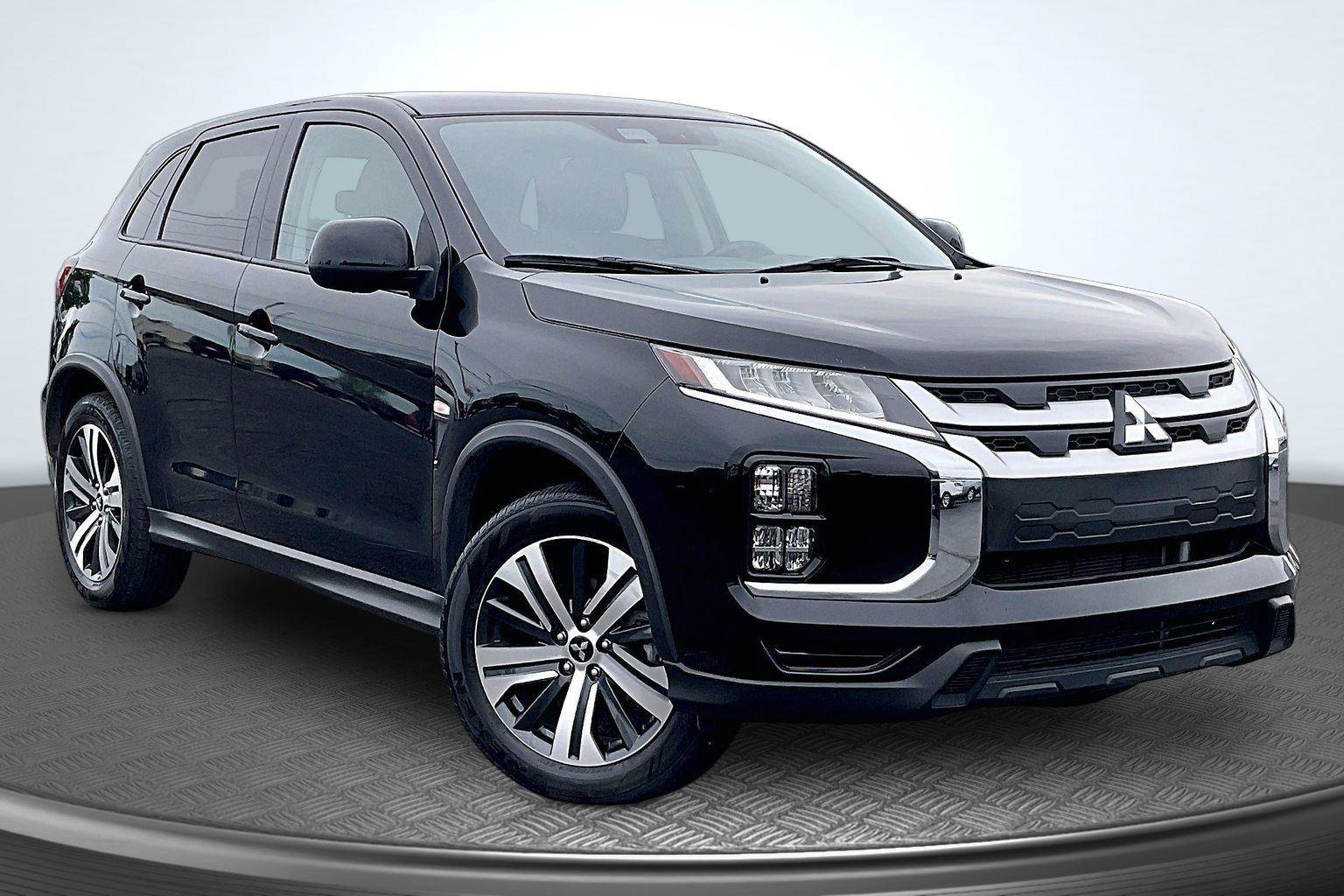 Used 2025 Mitsubishi Outlander Sport AWD image 13