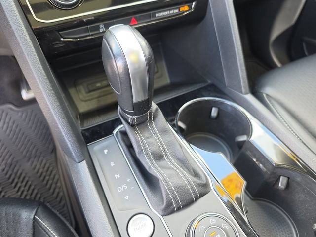 Used 2022 Volkswagen Atlas SEL R-Line AWD/4WD image 39