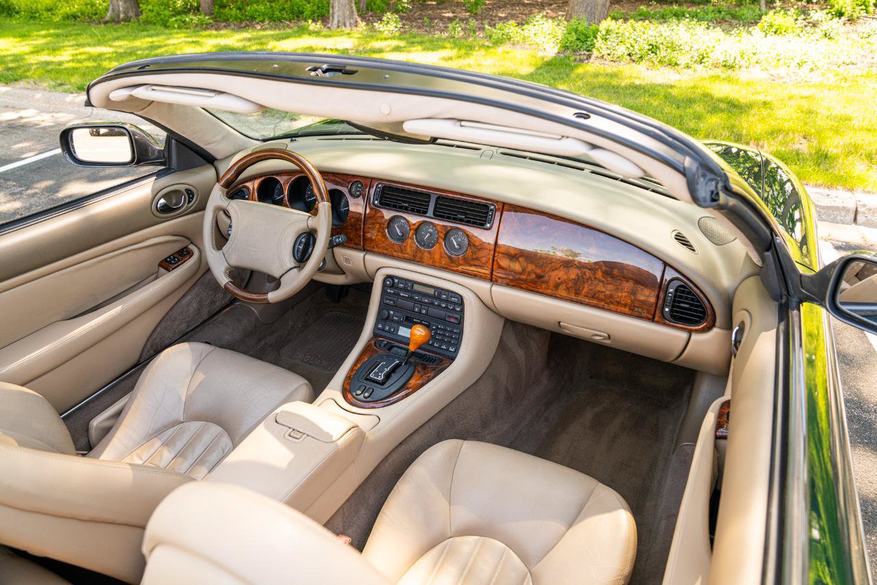 Used 1998 Jaguar XK8 Convertible RWD image 6