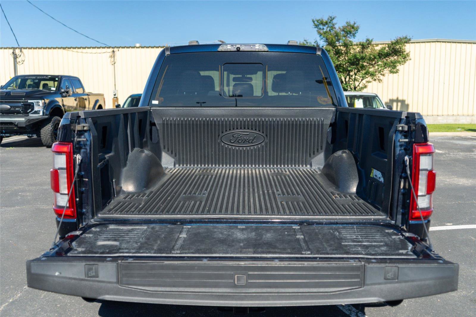 Used 2022 Ford F150 Raptor w/ Equipment Group 801A High AWD/4WD image 25
