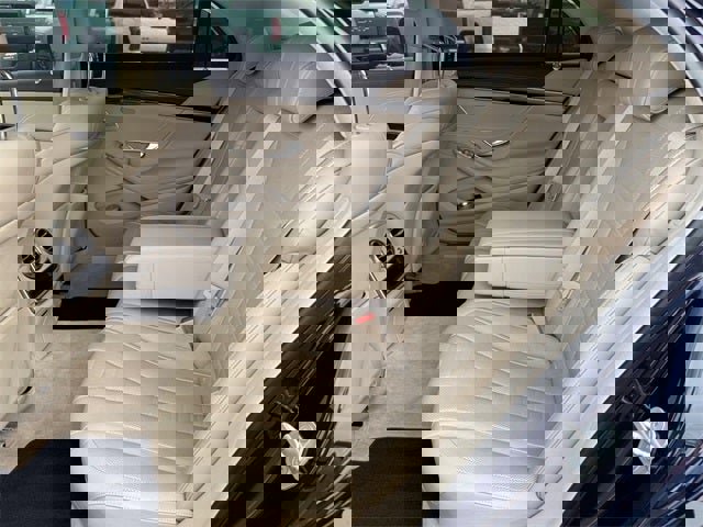 Used 2018 Mercedes-Benz S 560 Sedan image 10