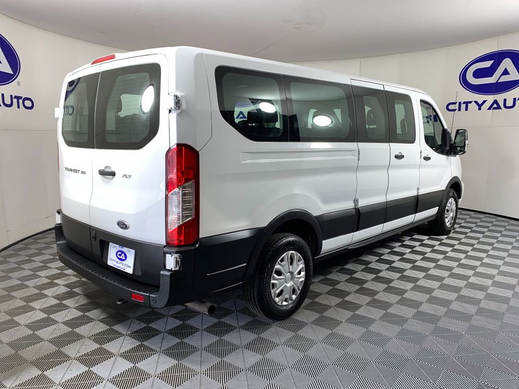 Used 2021 Ford Transit 350 XLT image 3
