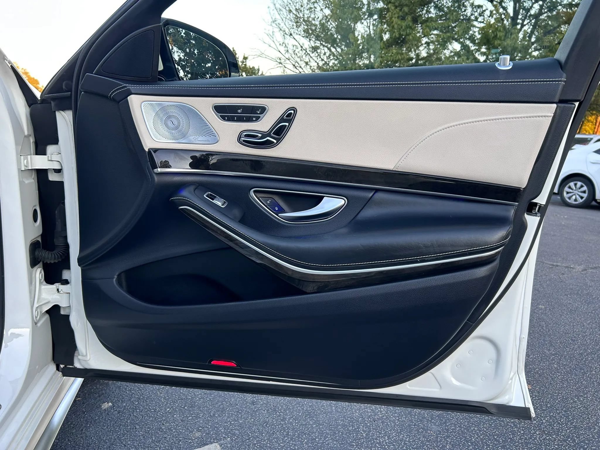 Used 2015 Mercedes-Benz S 63 AMG 4MATIC Sedan image 85