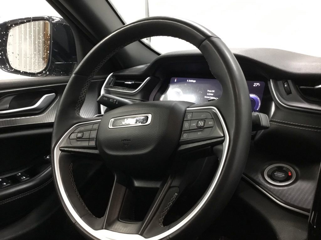 Used 2023 Jeep Grand Cherokee Altitude image 31