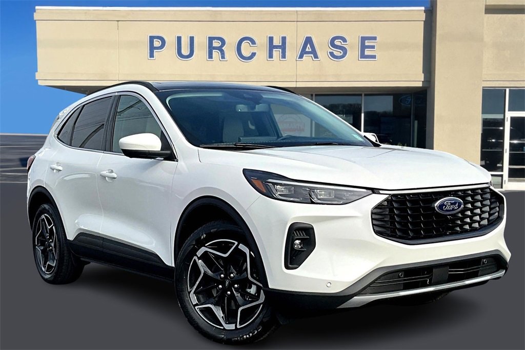 New 2026 Ford Escape Platinum w/ Premium Technology Package