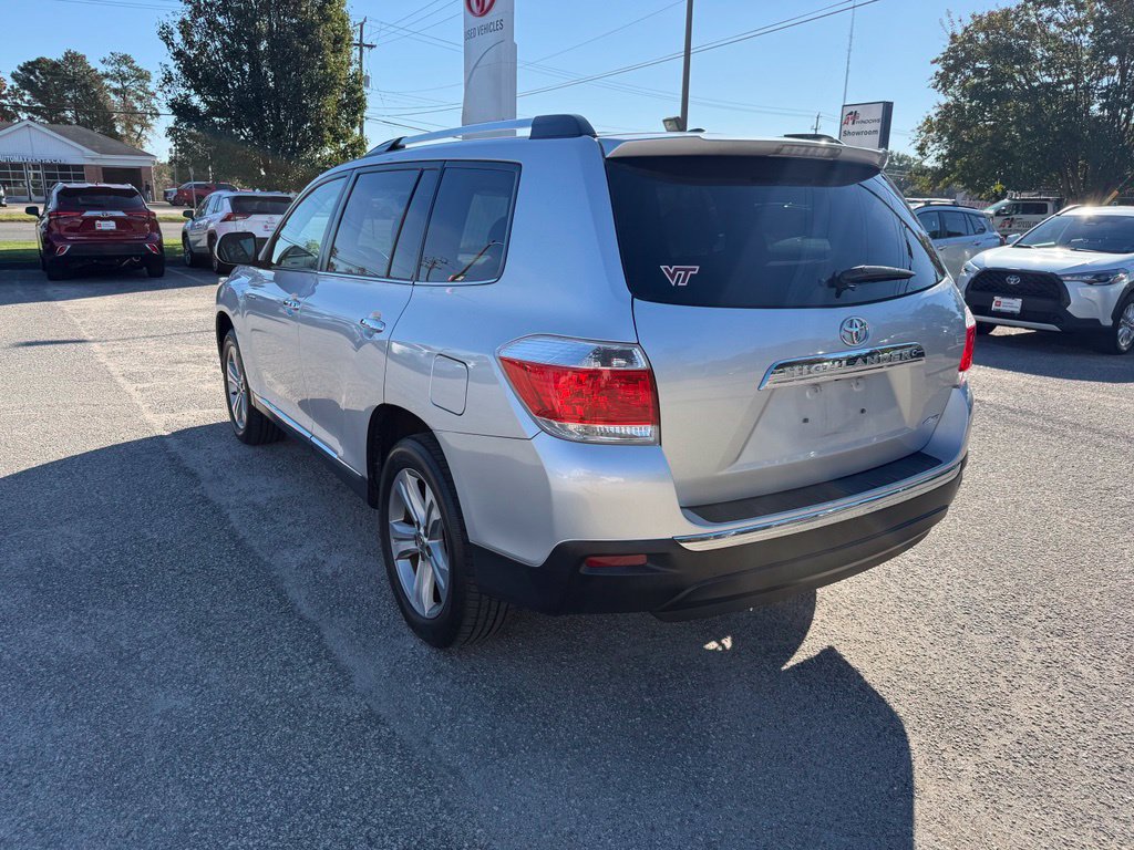 Used 2013 Toyota Highlander Limited AWD/4WD image 7