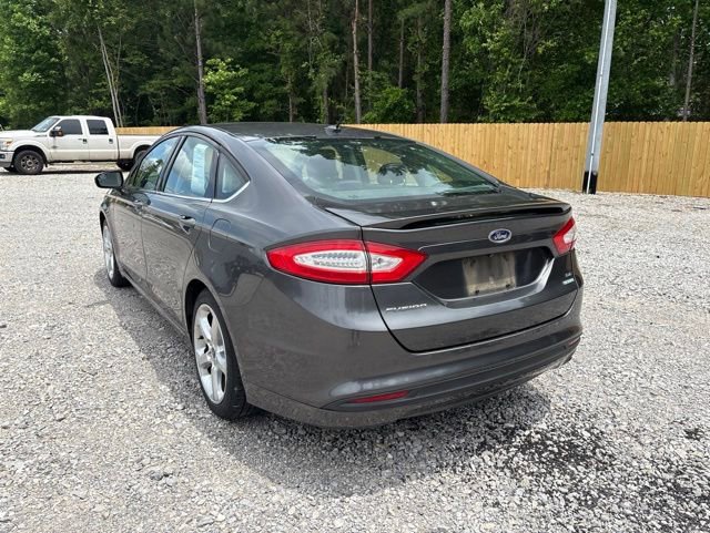 Used 2016 Ford Fusion SE w/ Equipment Group 201A FWD image 5