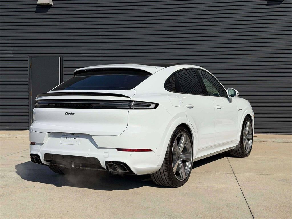 New 2026 Porsche Cayenne Turbo AWD/4WD image 8