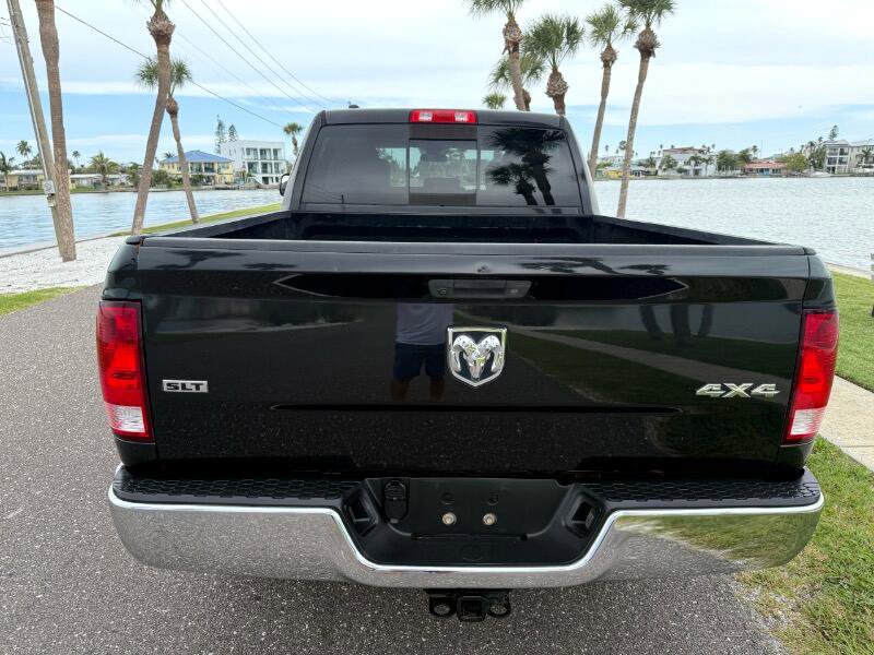 Used 2018 RAM 1500 Classic SLT image 10