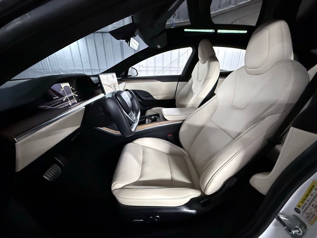 Used 2021 Tesla Model S Plaid image 17