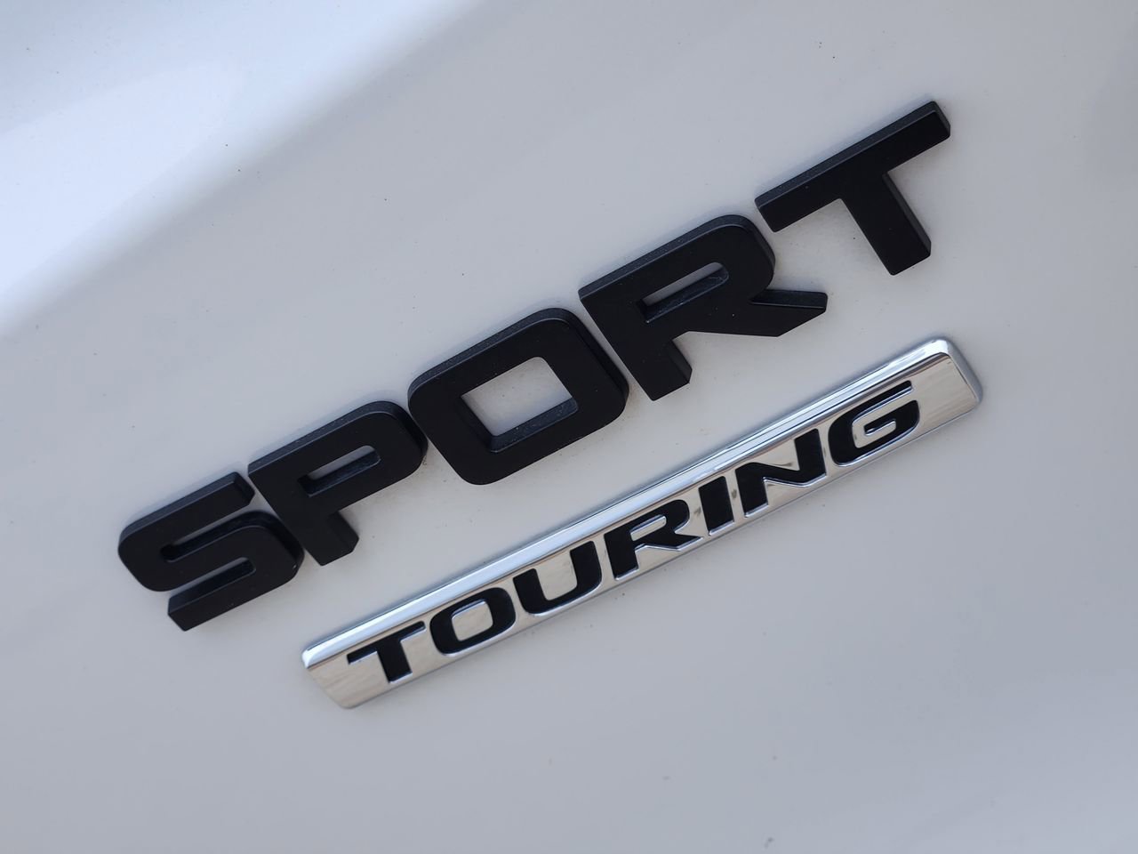 Used 2023 Honda CR-V Sport Touring image 10