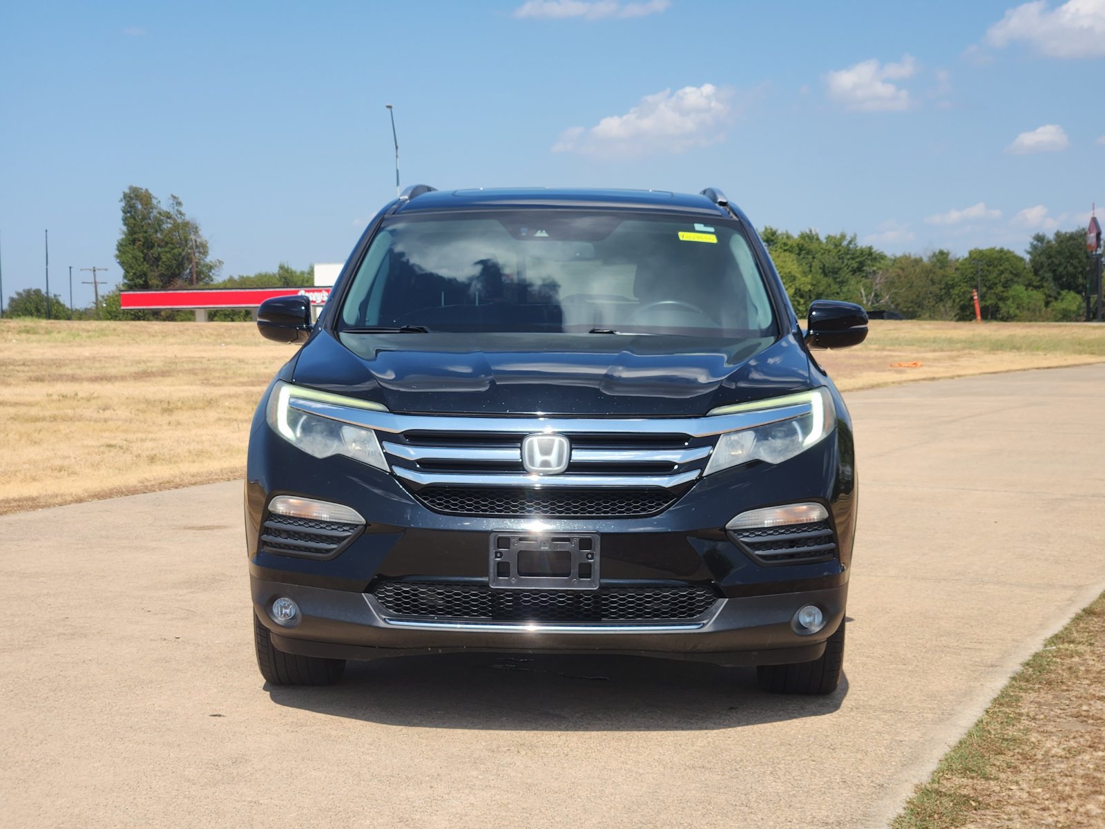 Used 2017 Honda Pilot Elite image 6
