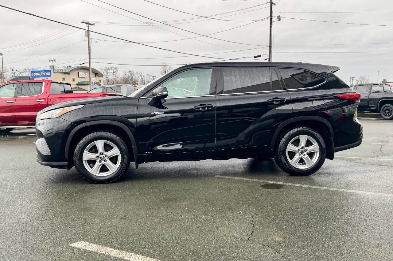 Used 2020 Toyota Highlander LE image 7