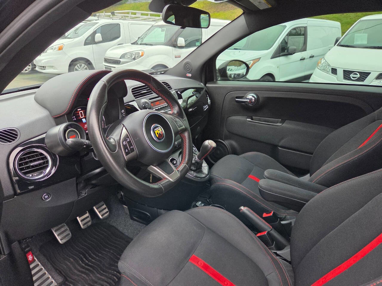Used 2015 FIAT 500 Abarth w/ Beats Audio Package image 13
