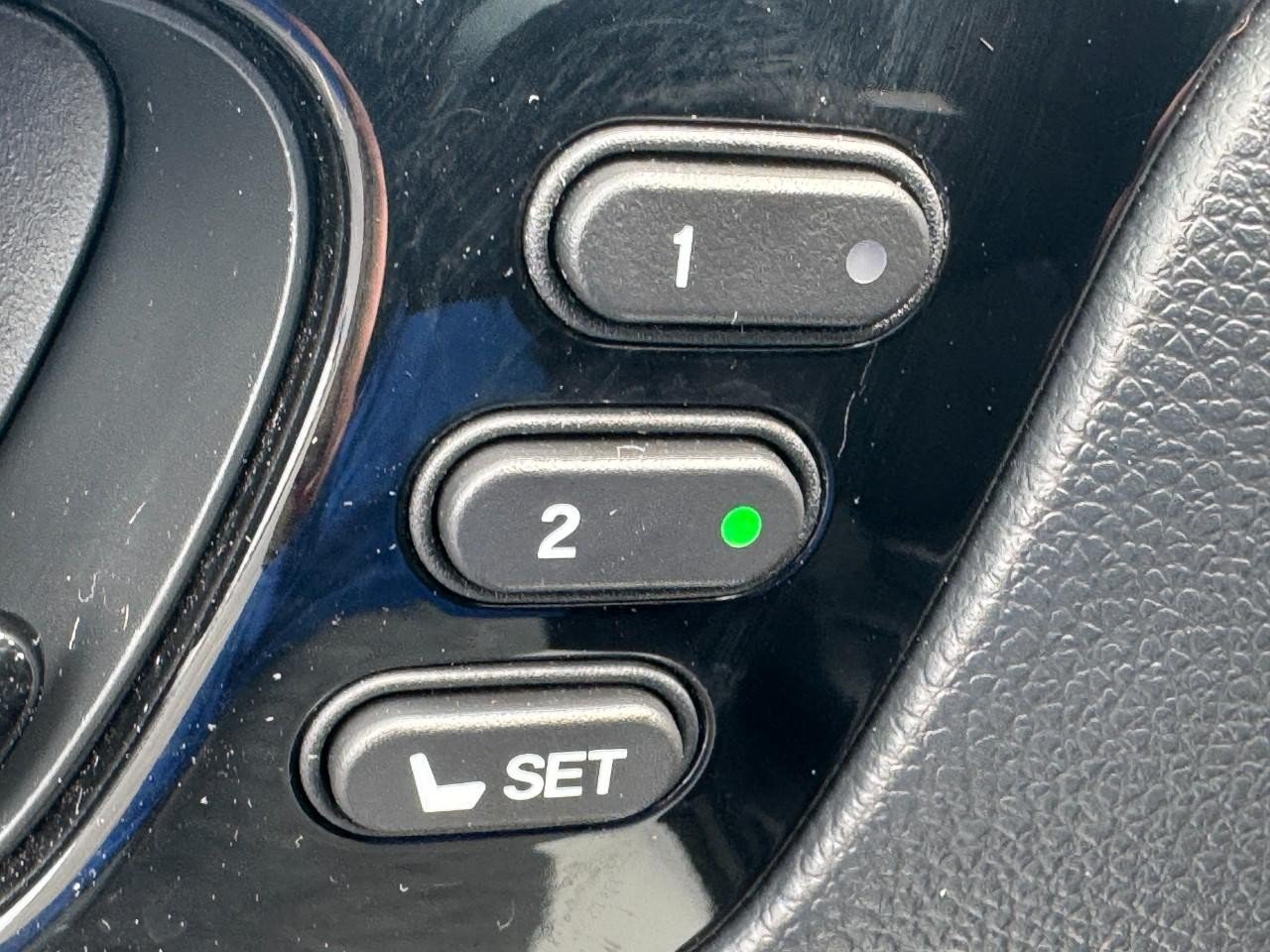 Used 2025 Honda Odyssey Elite image 20