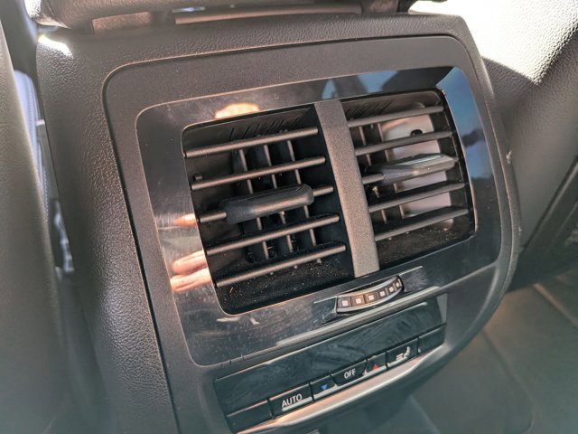 Used 2023 BMW X4 xDrive30i w/ M Sport Package AWD/4WD image 21