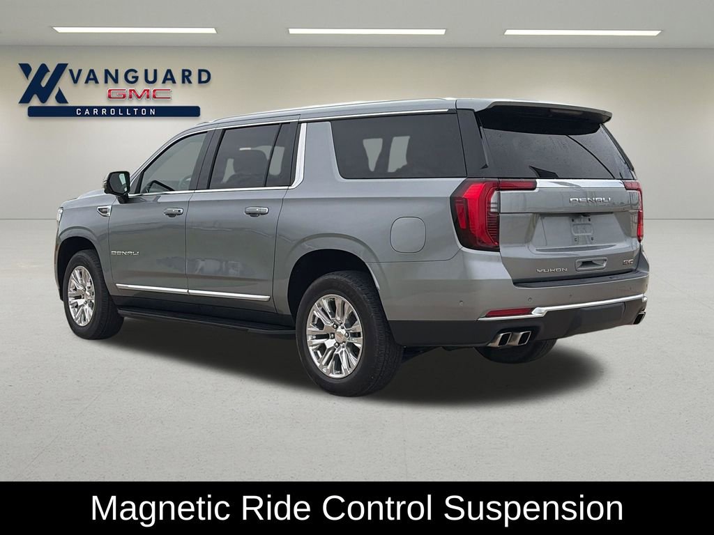 Used 2025 GMC Yukon XL Denali AWD/4WD image 7
