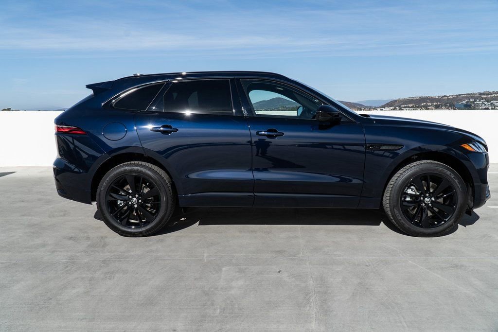 Used 2025 Jaguar F-PACE R-Dynamic S AWD/4WD image 7