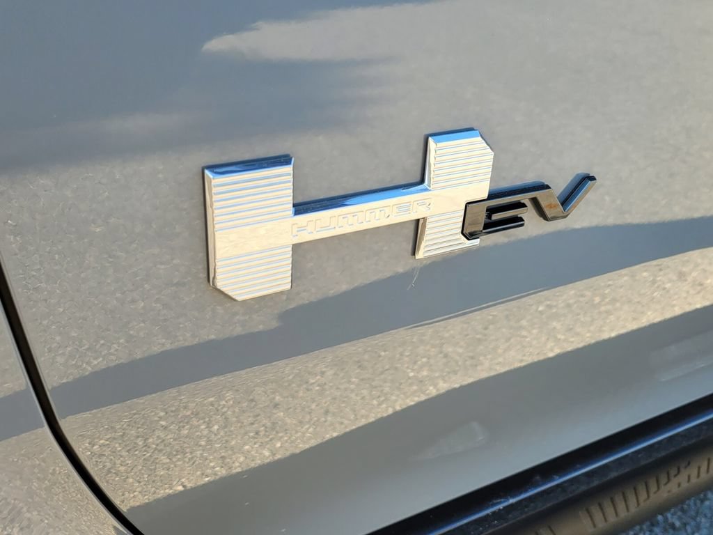 New 2026 GMC Hummer EV 4x4 Crew Cab image 17