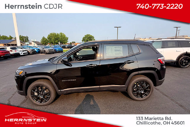 New 2026 Jeep Compass Latitude AWD/4WD image 4