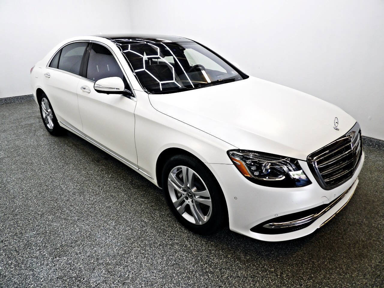 Used 2020 Mercedes-Benz S 450 4MATIC Sedan image 3