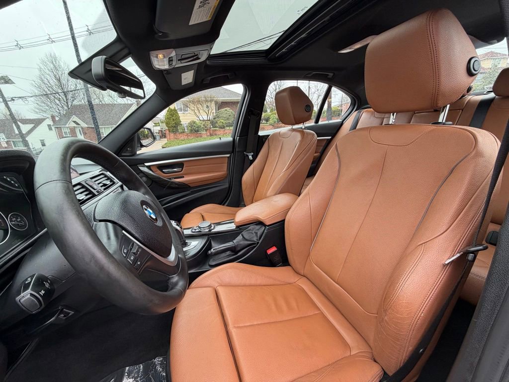 Used 2017 BMW 340i xDrive Sedan AWD/4WD image 10