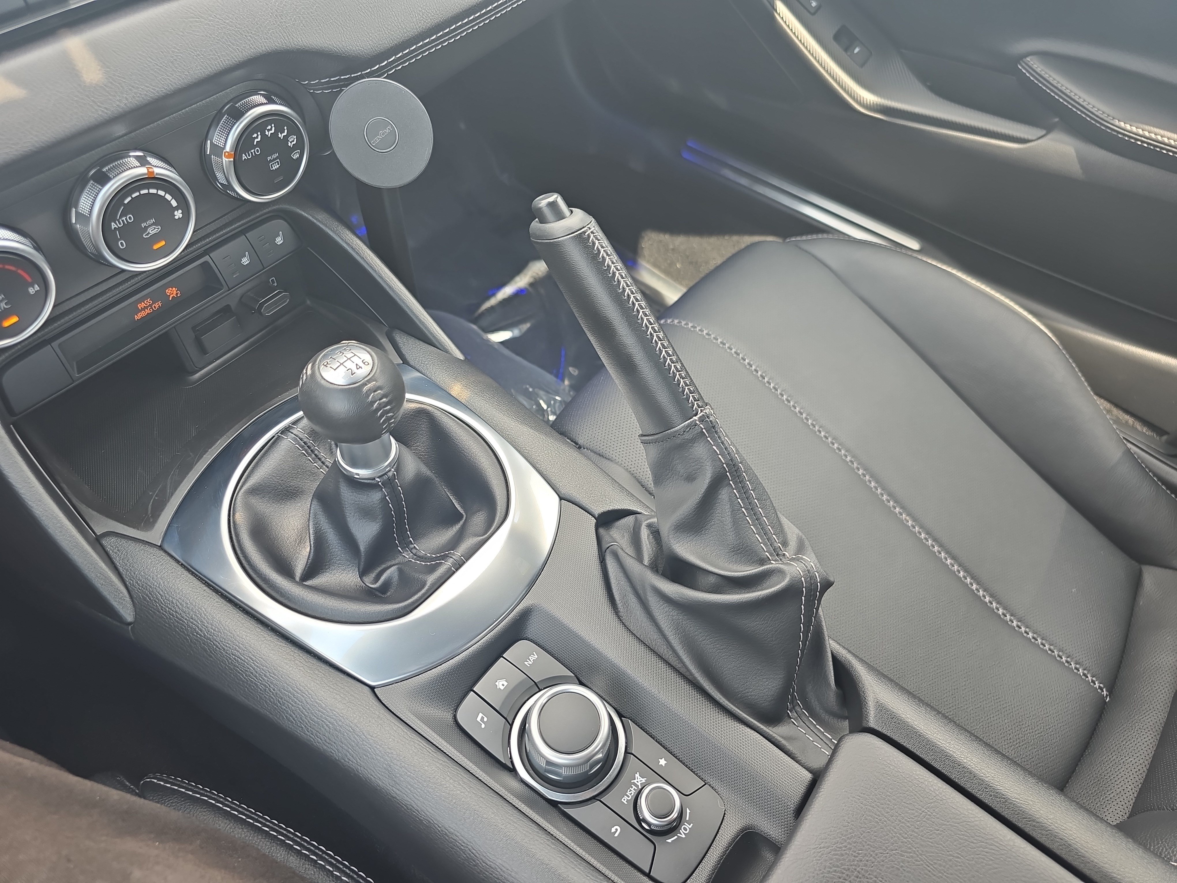 Used 2023 MAZDA MX-5 Miata Grand Touring RWD image 19