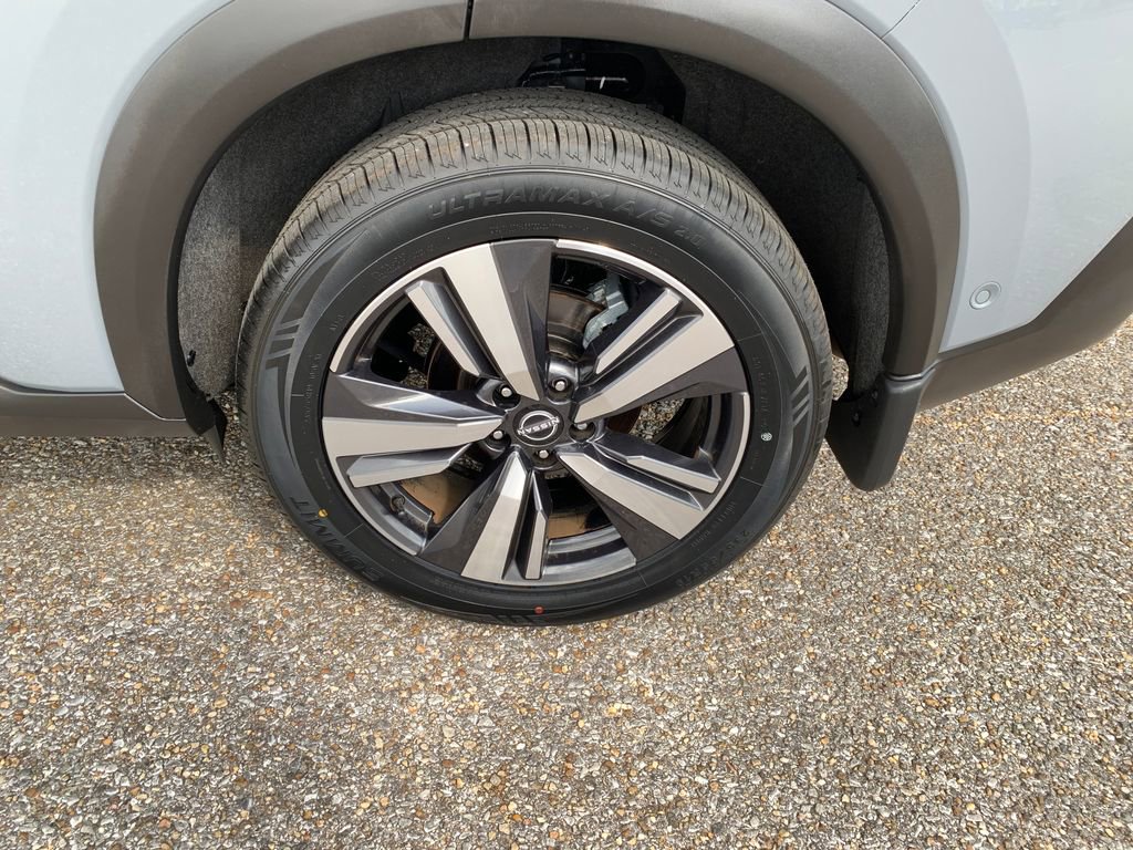 Used 2023 Nissan Rogue SL w/ SL Premium Package FWD image 8