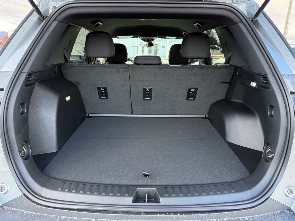 New 2026 Chevrolet Equinox LT image 7