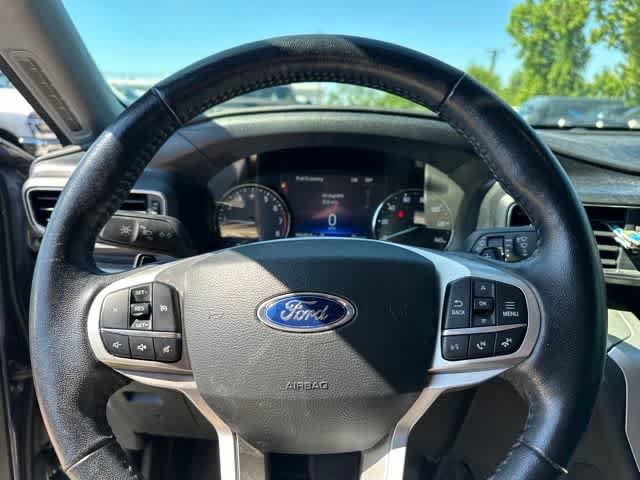 Used 2021 Ford Explorer XLT w/ Equipment Group 202A AWD/4WD image 10