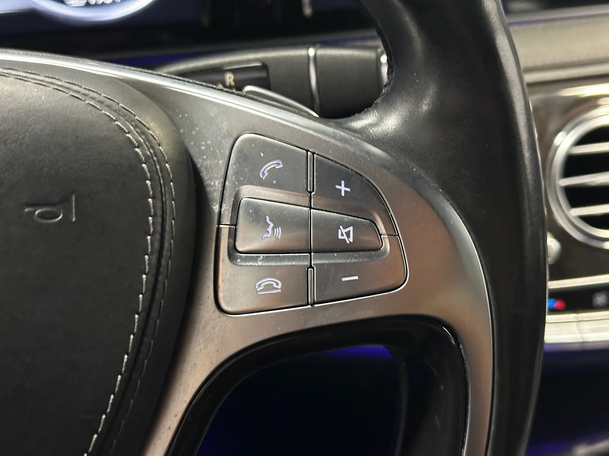 Used 2016 Mercedes-Benz S 550 Sedan image 31