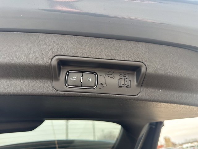 New 2026 Ford Explorer ST-Line w/ ST-Line Street Pack image 13