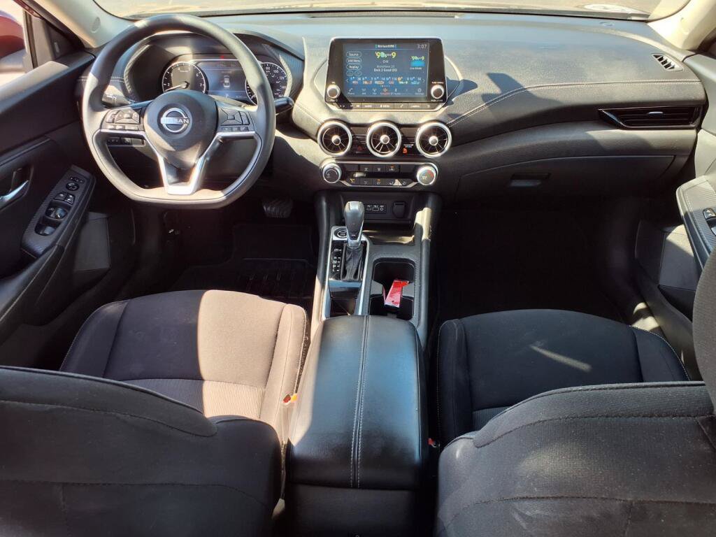 Used 2024 Nissan Sentra SV FWD image 9