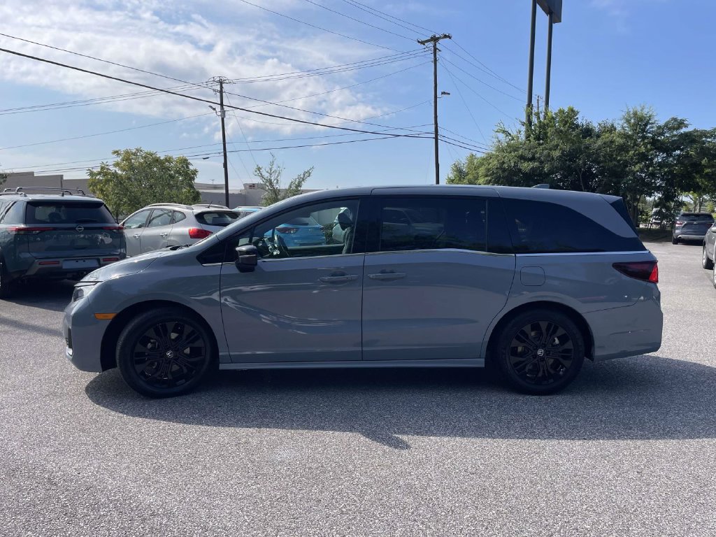 Used 2025 Honda Odyssey Sport-L image 6