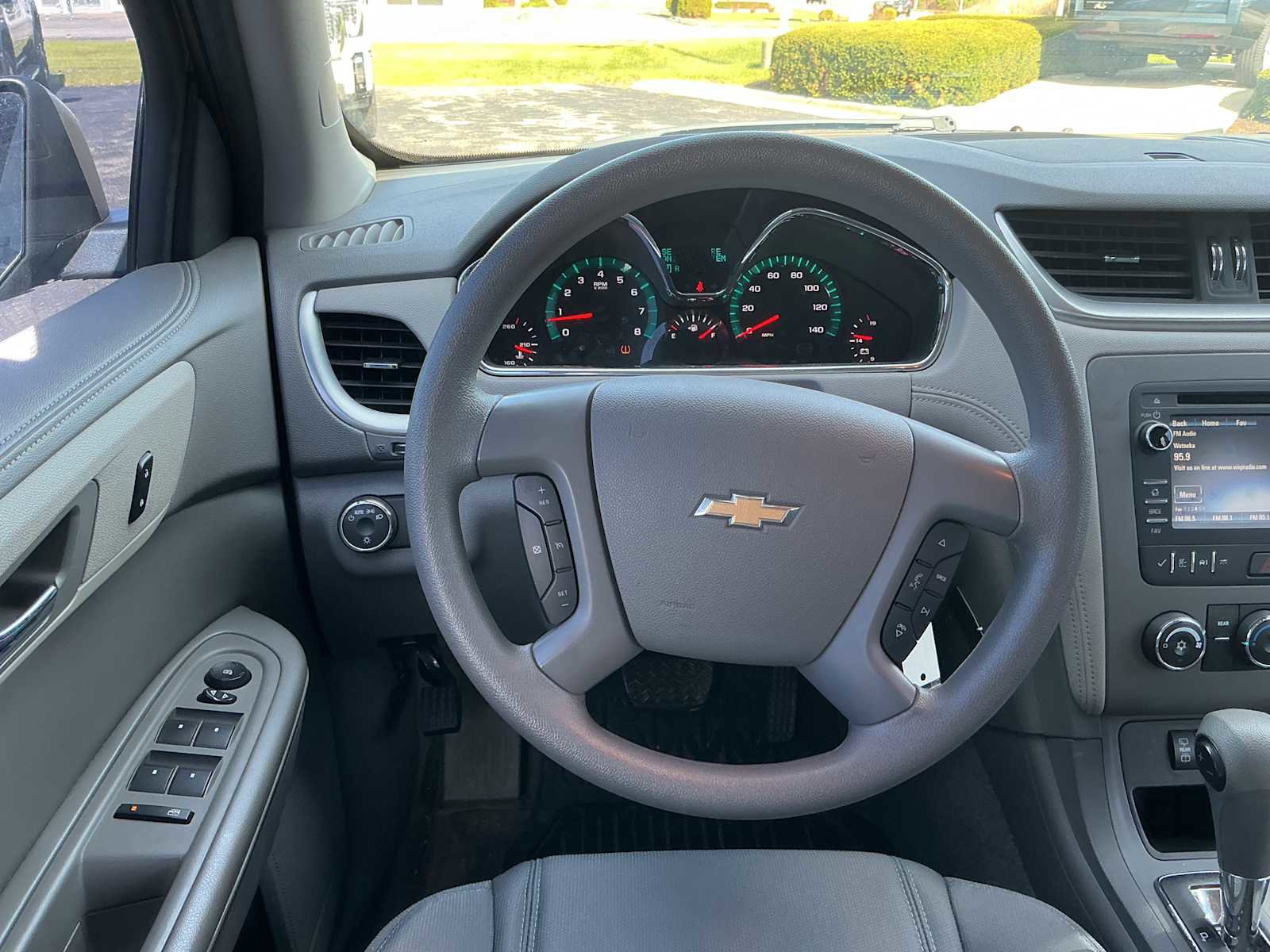 Used 2017 Chevrolet Traverse LS AWD/4WD image 7
