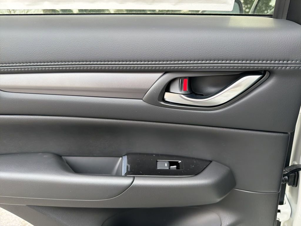 New 2025 MAZDA CX-5 AWD 2.5 S w/ Select Package image 23