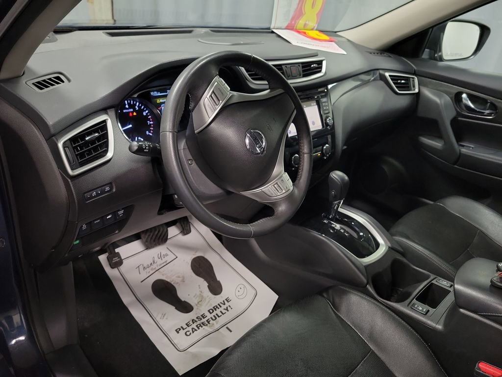 Used 2016 Nissan Rogue SL image 14