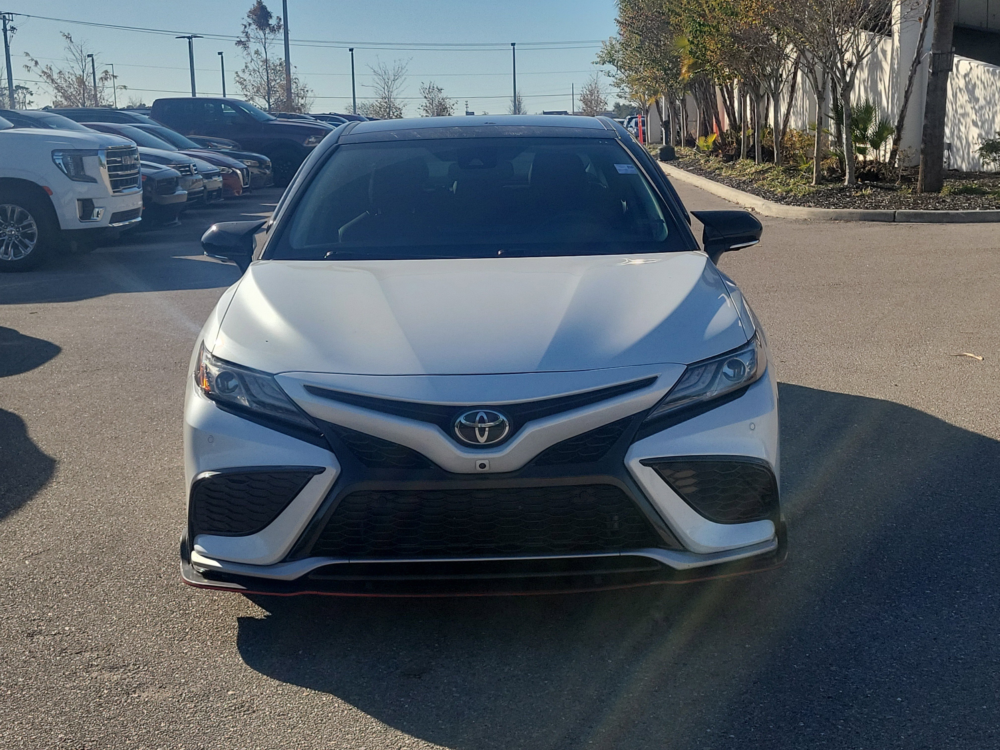 Used 2022 Toyota Camry XSE image 2