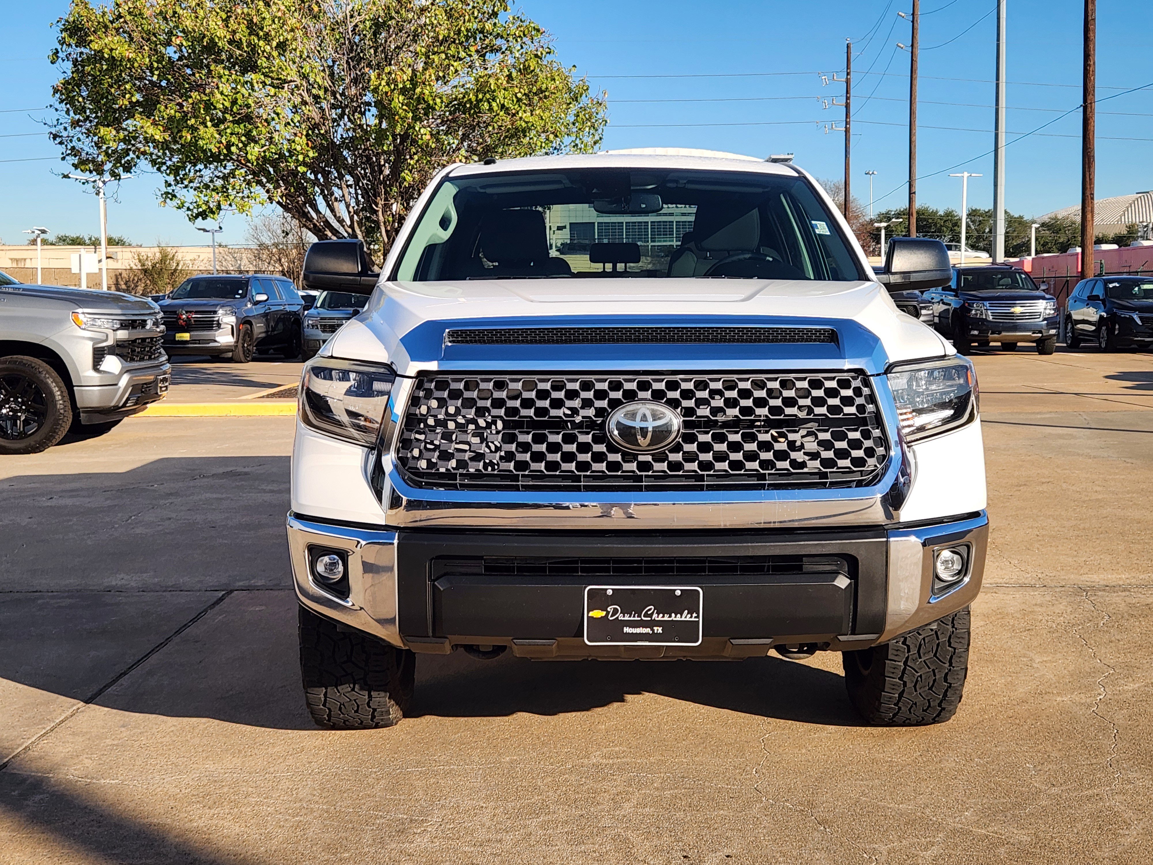 Used 2019 Toyota Tundra SR5 image 3