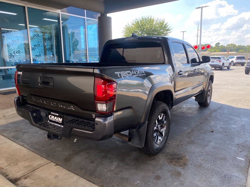 Used 2021 Toyota Tacoma TRD Off-Road w/ Technology Package AWD/4WD image 7