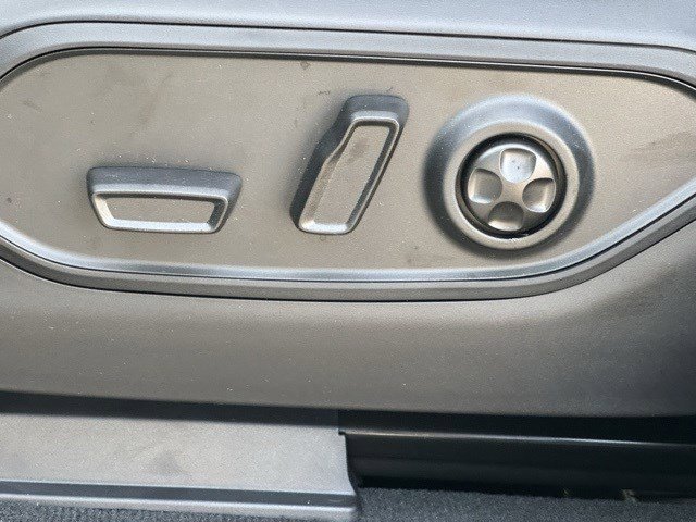 New 2025 Jeep Grand Cherokee L Limited image 12