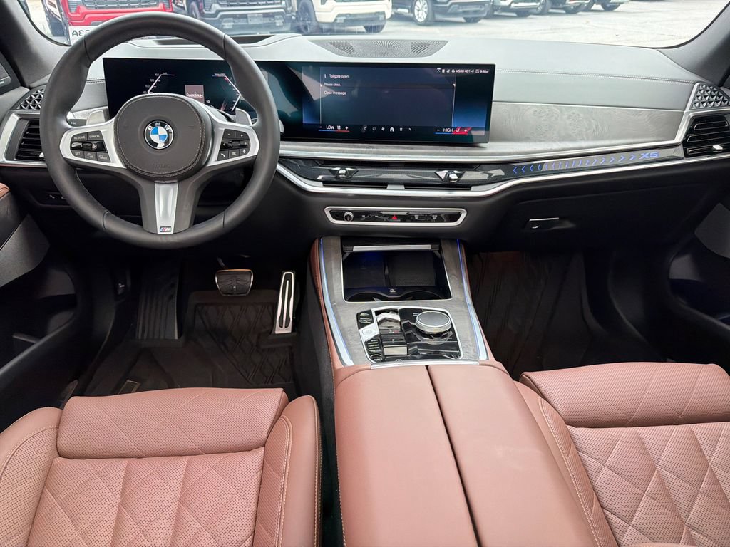 Used 2026 BMW X5 sDrive40i w/ M Sport Package RWD image 23