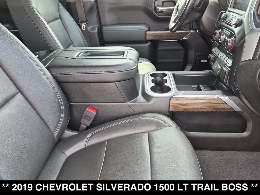 Used 2019 Chevrolet Silverado 1500 LT Trail Boss AWD/4WD image 27