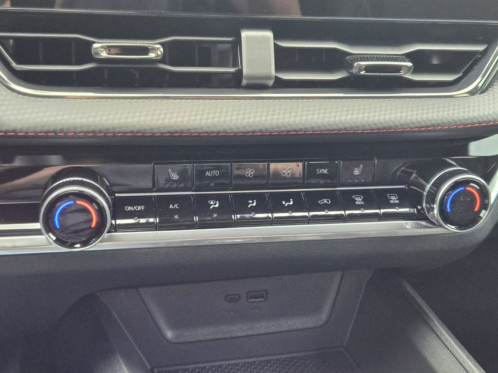 New 2026 Chevrolet Equinox RS w/ Safety and Technology Package image 15