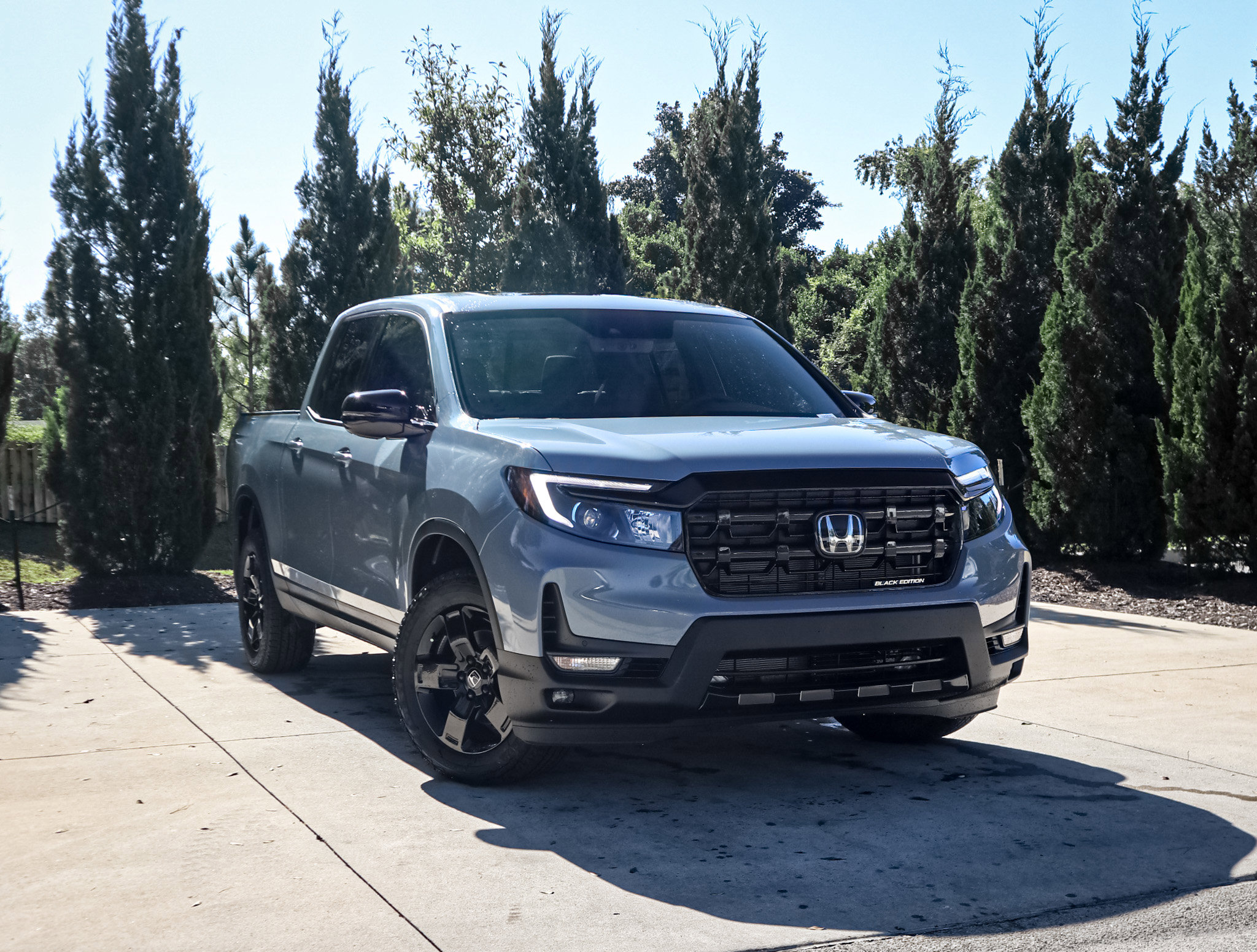 New 2026 Honda Ridgeline Black Edition image 2