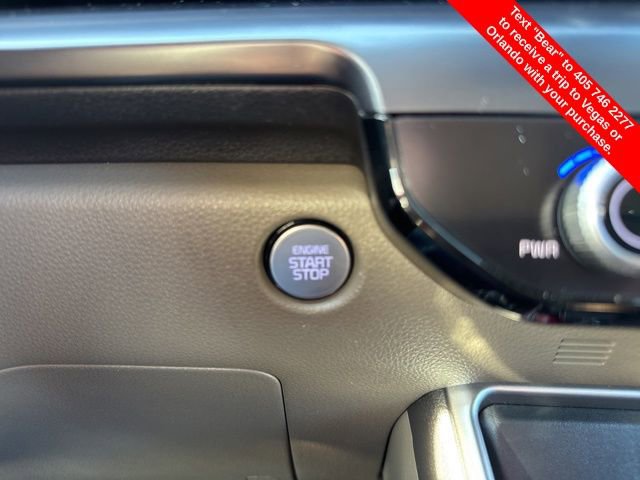 Used 2025 Kia Carnival image 30