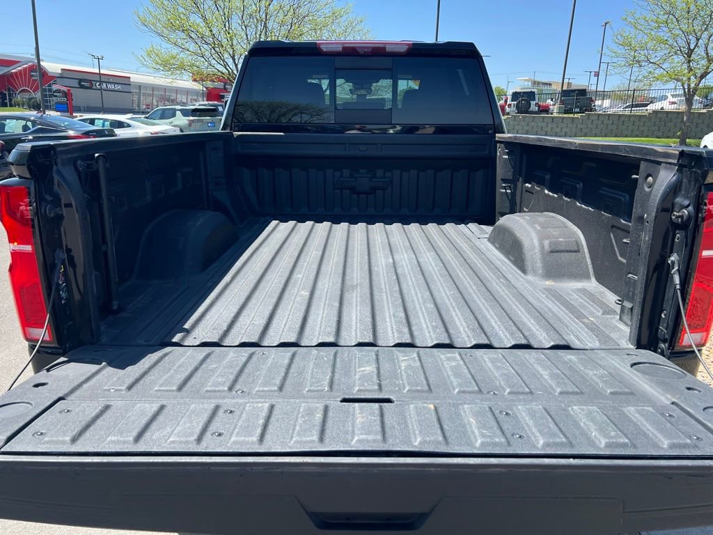 Used 2024 Chevrolet Silverado 2500 LTZ w/ LTZ Premium Package AWD/4WD image 26